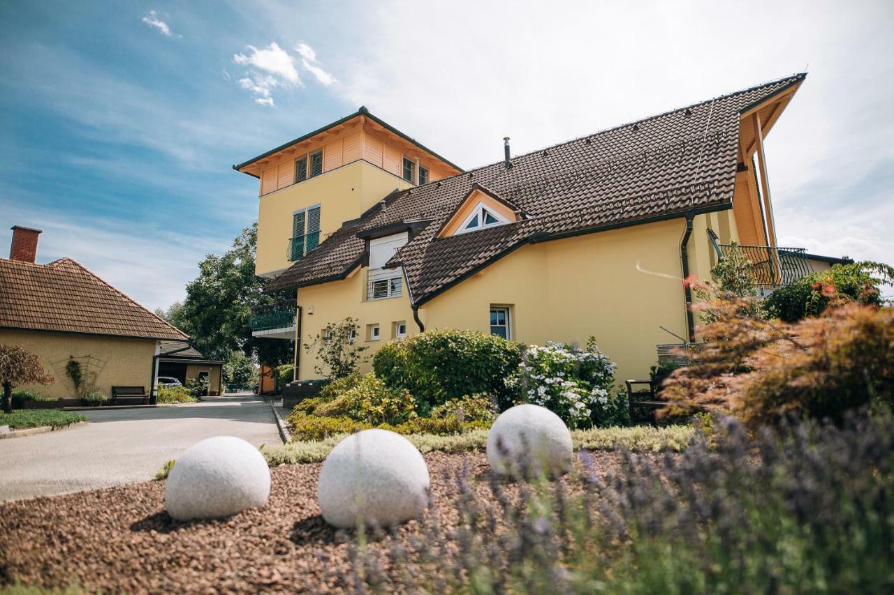 Gostilna In Motel Pri Lesniku Maribor Bagian luar foto